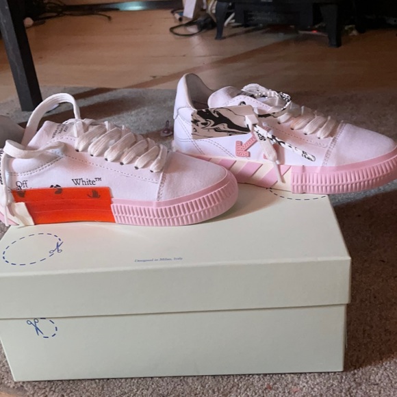 Off-White Shoes - to small
